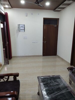 Living Room in 2 BHK Builder Floor at Eldeco Tiraha Ganga Vihar, Gomti Nagar – for Rent