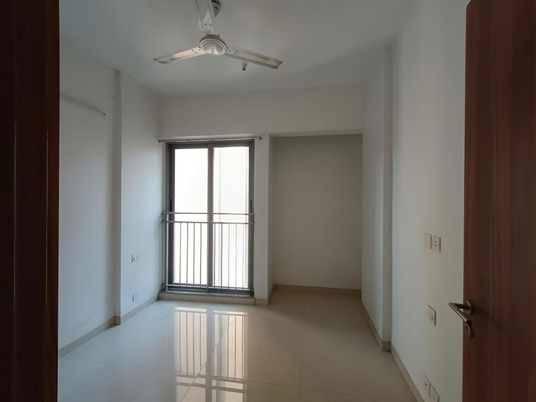 Master Bedroom, kalpataru-the-sunrise 2 Bedroom 535 Sq.Ft. Apartment In Kolshet Road Thane 10550020