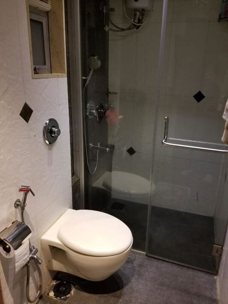 Bathroom, hiranandani-gardens 3 Bedroom 1800 Sq.Ft. Villa In Powai Mumbai 10550030