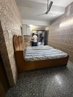 1 Rk  700 Sq.Ft. Villa in Sector 28