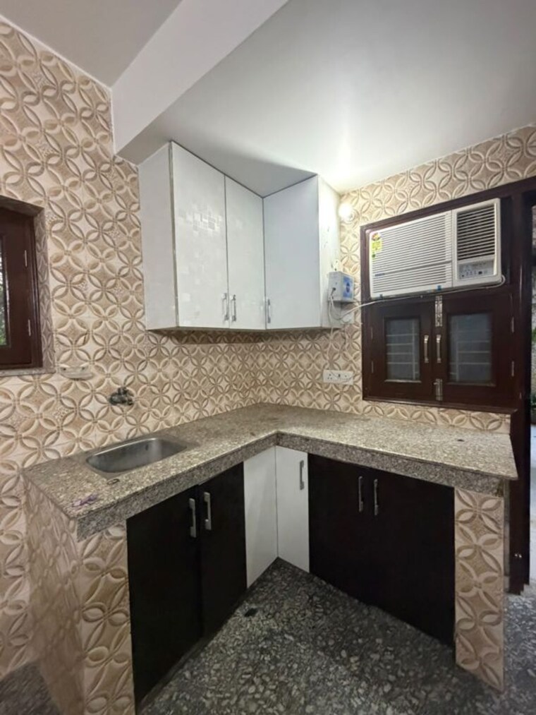 Kitchen, sector 28 1 RK 700 Sq.Ft. Villa In Sector 28 Noida 10550031