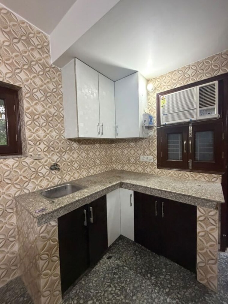 Kitchen, sector 28 1 RK 700 Sq.Ft. Villa In Sector 28 Noida 10550031