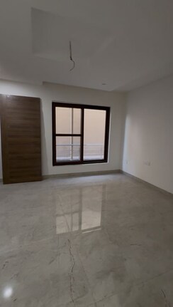 4 BHK + Servant Room,Store Room Builder Floor For Rent in Sector 2