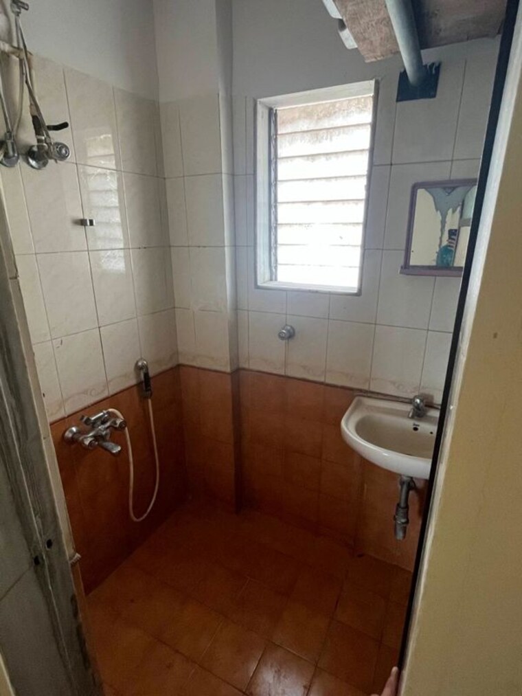 Bathroom, rutu-estate 2 Bedroom 600 Sq.Ft. Apartment In Brahmand Thane 10550056