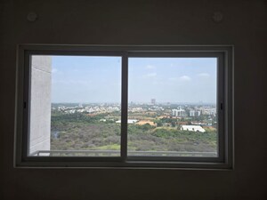 Room in 3 BHK Apartment at Meridian Park At The Prestige City, Sarjapur Road – for Rent