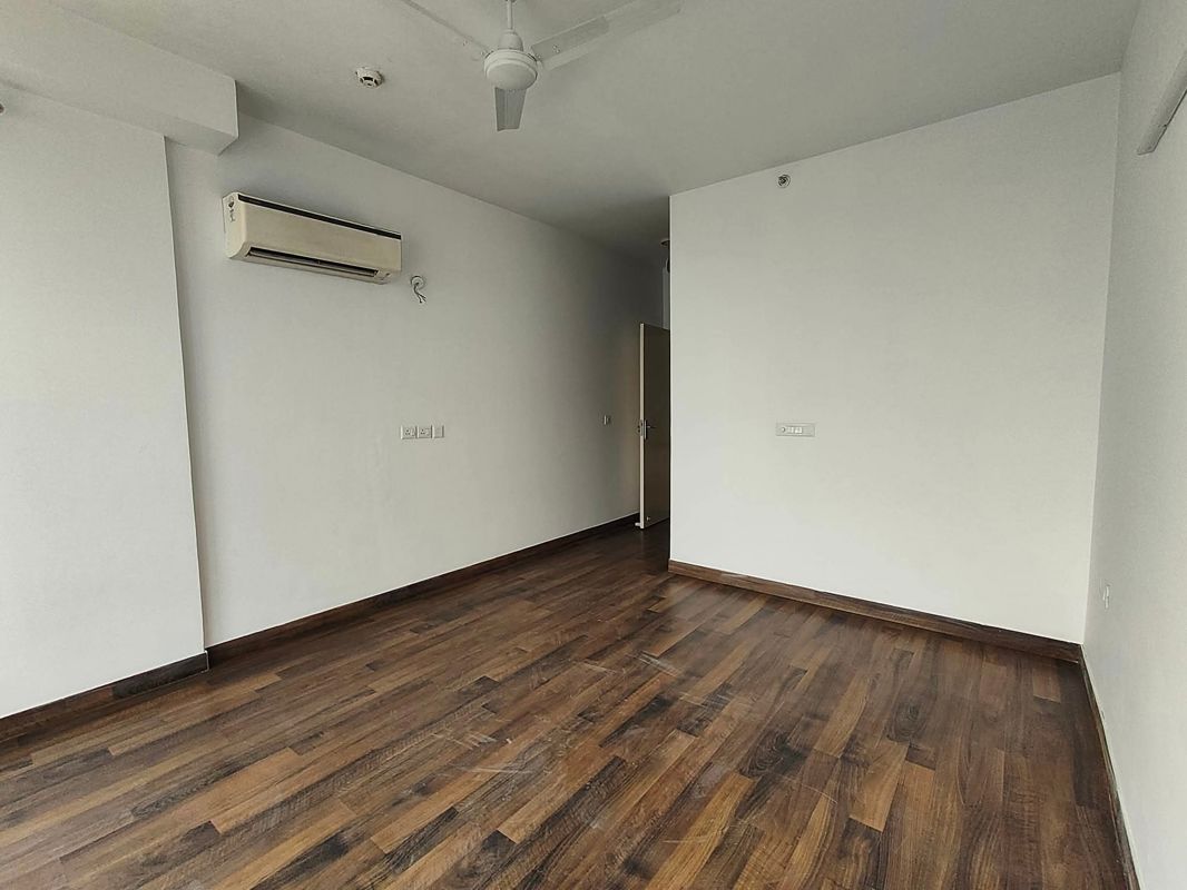 3 BHK + Prayer Room,Servant Room 2554 Sq.Ft. Apartment in Conscient Heritage Max II