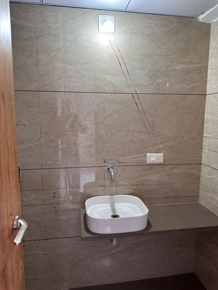 Bathroom, motherland-magnate-legen 3 Bedroom 1680 Sq.Ft. Apartment In Khodiyar Ahmedabad 10550104