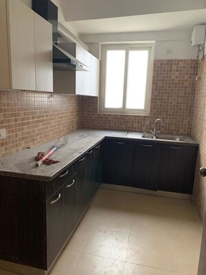 Kitchen in 3.5 BHK Apartment at Signature Global City, Sector 37d – for Rent