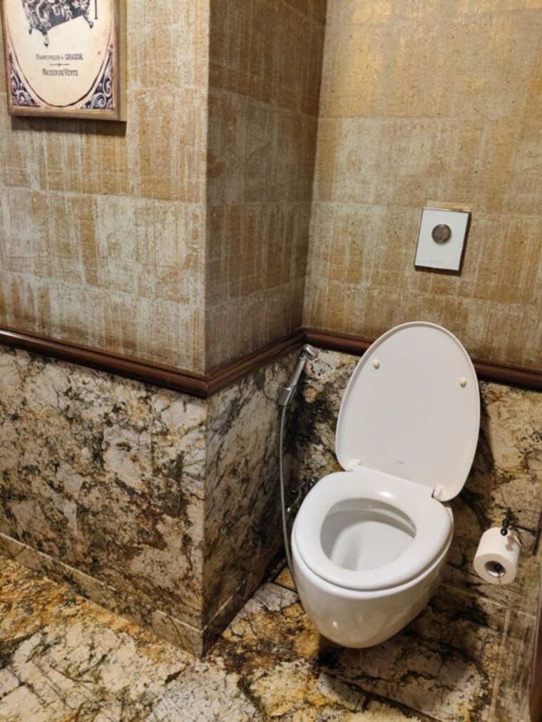 Bathroom, marathon-nextgen-innova Commercial Office Space 1980 Sq.Ft. In Lower Parel Mumbai 10550117