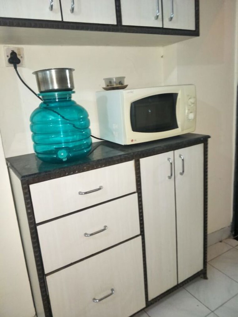 Kitchen, dheeraj-valley 1 Bedroom 480 Sq.Ft. Apartment In Goregaon East Mumbai 10550110