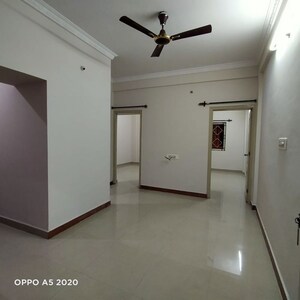 Room in 2 BHK Builder Floor at Hsr Layout – for Rent