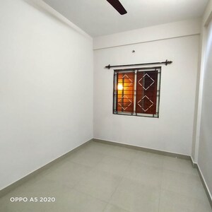 Room in 2 BHK Builder Floor at Hsr Layout – for Rent
