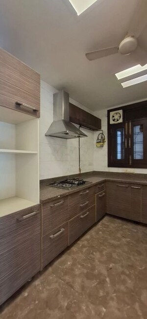 Kitchen in 3 BHK Builder Floor at Green Park – for Rent