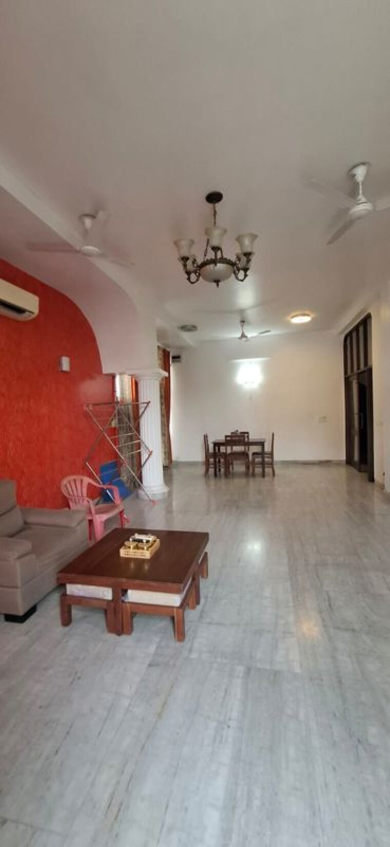 Living Room, hauz khas 3 Bedroom 2700 Sq.Ft. Builder Floor In Hauz Khas Delhi 10550138