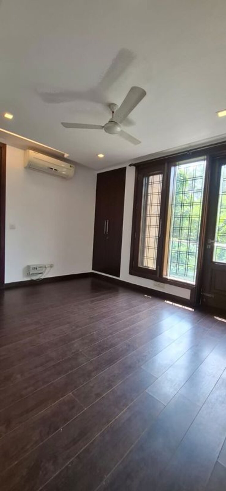 Room, hauz khas 3 Bedroom 2700 Sq.Ft. Builder Floor In Hauz Khas Delhi 10550138