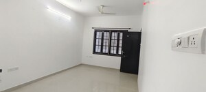 Room in 2 BHK Apartment at Lahari Harivillu, Manikonda – for Rent
