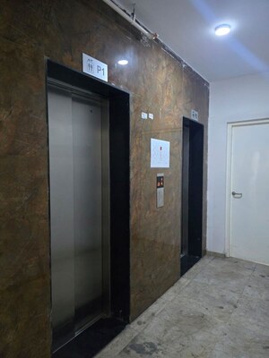 Lift in 1 BHK Apartment at VTP Leonara, Mahalunge – for Sale