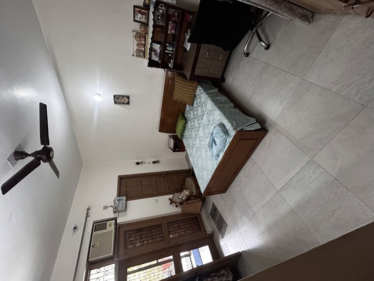 Bedroom, sector 9 6 Bedroom 250 Sq.Yd. Independent House In Sector 9 Faridabad 10491344