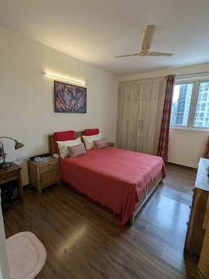 Bedroom in 4 BHK Apartment at BPTP Amstoria, Sector 102 – for Rent