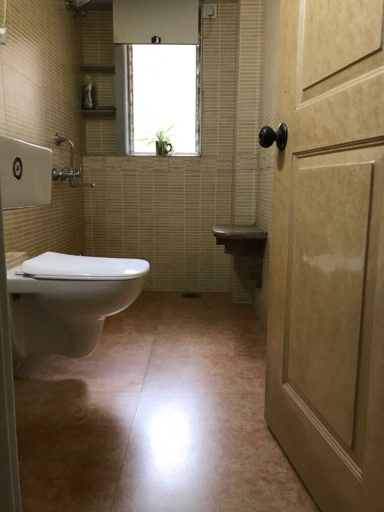 Bathroom, atlas-skywalker-chs 2 Bedroom 900 Sq.Ft. Apartment In Andheri West Mumbai 10406910