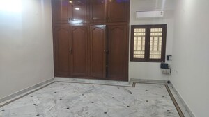 Room in 5 BHK Independent House at Jubilee Hills – for Rent