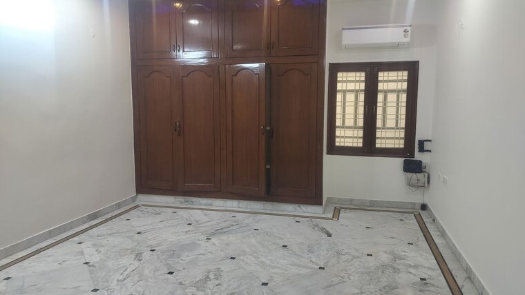 Room, jubilee hills 5 Bedroom 5000 Sq.Ft. Independent House In Jubilee Hills Hyderabad 10550199