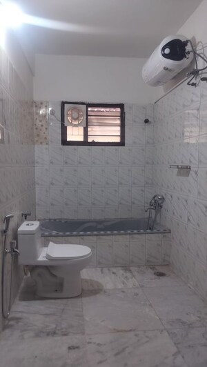 Bathroom in 5 BHK Independent House at Jubilee Hills – for Rent