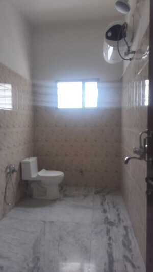 Bathroom in 5 BHK Independent House at Jubilee Hills – for Rent