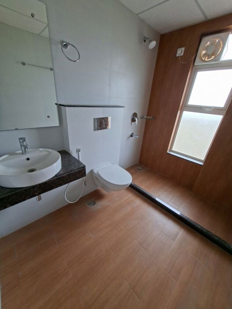 Bathroom, bestech-park-view-altura 3 Bedroom 2015 Sq.Ft. Apartment In Sector 79 Gurgaon 10550215