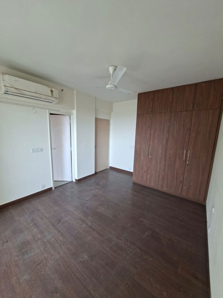Room, bestech-park-view-altura 3 Bedroom 2015 Sq.Ft. Apartment In Sector 79 Gurgaon 10550215