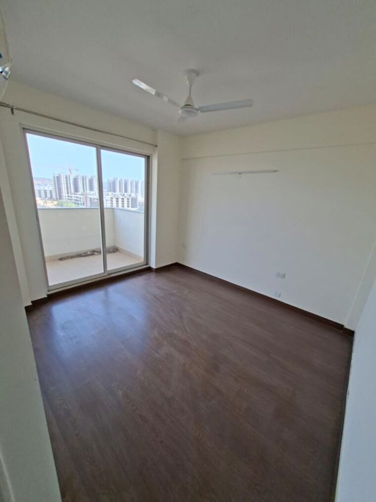 Room, bestech-park-view-altura 3 Bedroom 2015 Sq.Ft. Apartment In Sector 79 Gurgaon 10550215