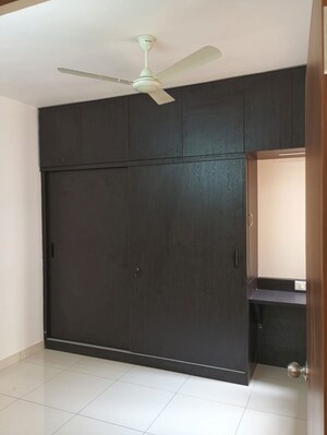 Room in 3 BHK Apartment at Brigade El Dorado, Bagaluru – for Rent