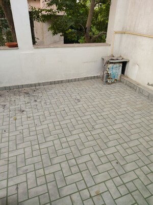 Balcony in 3 BHK Apartment at Vijayant Enclave, Sector 29 – for Rent