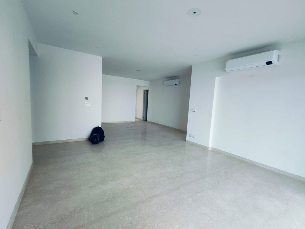 4 BHK + Servant Room 1800 Sq.Ft. Apartment in Birla Navya