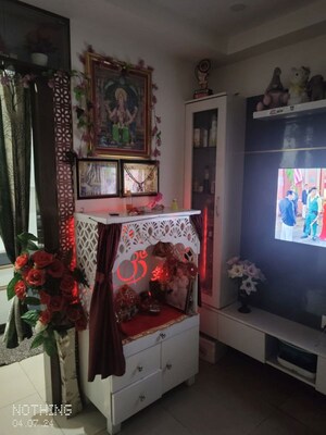 Living Room in 2 BHK Apartment at Panchsheel Greens, Sector 16 Greater Noida – for Rent