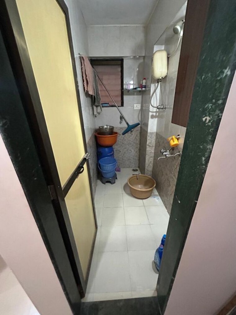 undefined, shree-siddhivinayak-apartment-ghatkopar 1 Bedroom 500 Sq.Ft. Apartment In Ghatkopar West Mumbai 10550322
