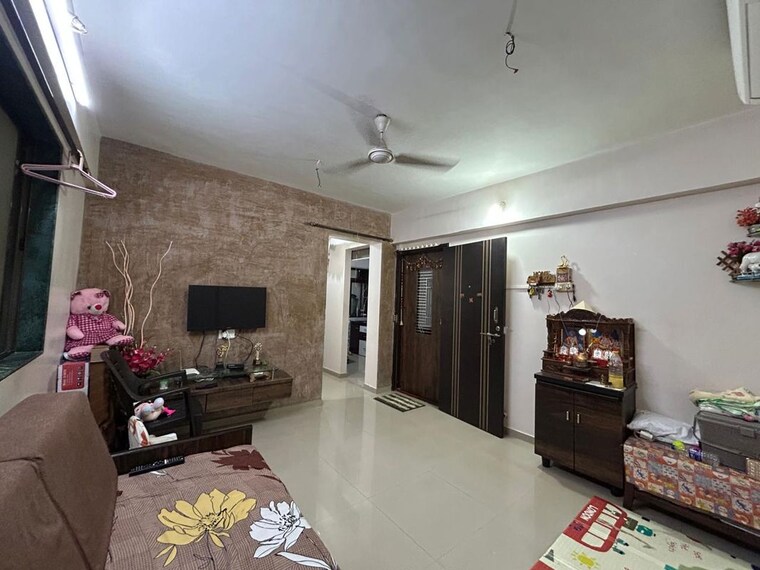 Living Room, shree-siddhivinayak-apartment-ghatkopar 1 Bedroom 500 Sq.Ft. Apartment In Ghatkopar West Mumbai 10550322