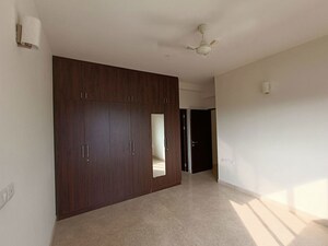 Room in 2.5 BHK Apartment at Bhartiya City Nikoo Homes 4, Thanisandra Main Road – for Rent