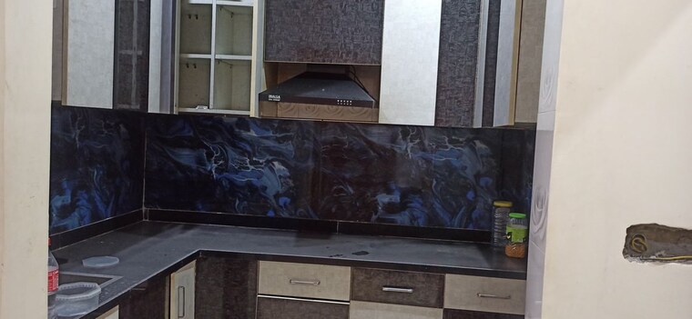Kitchen, sector 63a 2 Bedroom 1000 Sq.Ft. Independent House In Sector 63a Noida 10550328