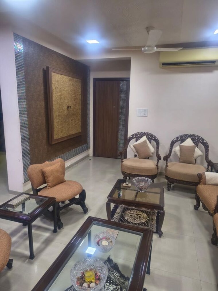 Living Room, chd-avenue-71 4 Bedroom 2193 Sq.Ft. Apartment In Sector 71 Gurgaon 10550331