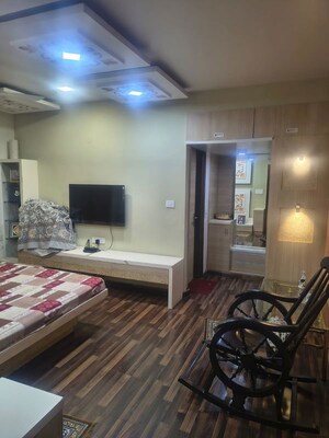 Room in 4 BHK Apartment at CHD Avenue 71, Sector 71 – for Sale