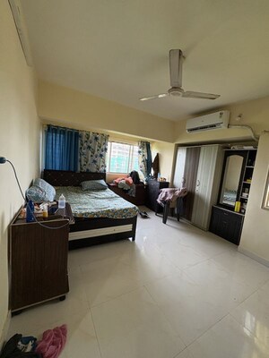 Master Bedroom in 2 BHK Apartment at Asmita Jyoti CHS, Malad West – for Rent