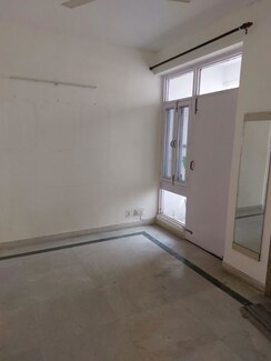 3 BHK + Prayer Room,Study Room,Store Room Builder Floor For Rent in Palam Vihar
