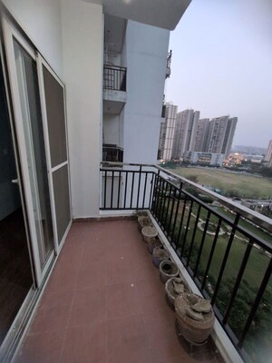 3 BHK Apartment For Rent in Panchsheel Pratistha, Sector 75