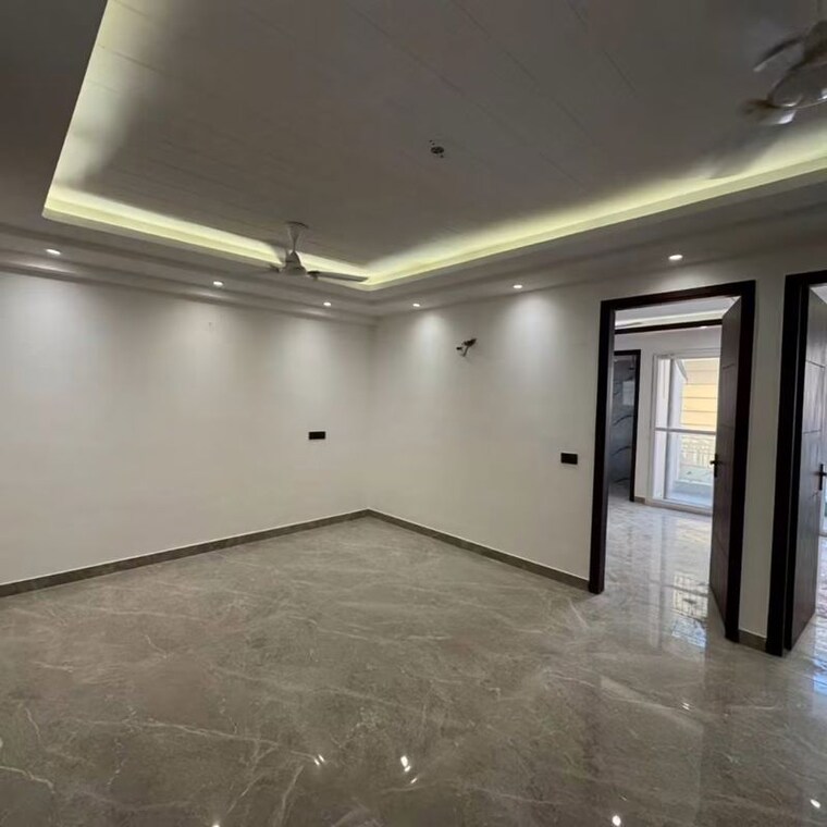 Room, uttam nagar 4 Bedroom 1355 Sq.Ft. Builder Floor In Uttam Nagar Delhi 10550384
