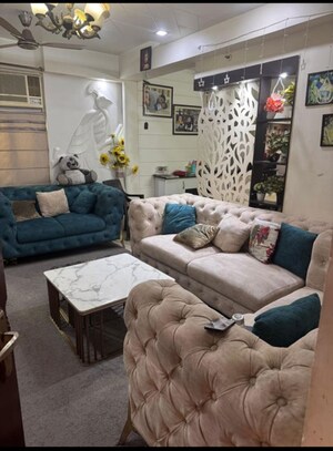 Living Room in 3 BHK Apartment at Supertech Cape Town, Sector 74 – for Rent
