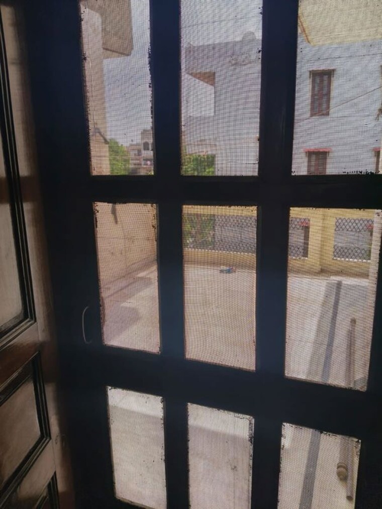 Kitchen, sector 9 2 Bedroom 160 Sq.Yd. Builder Floor In Sector 9 Gurgaon 10550408