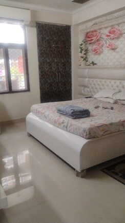 3 BHK Apartment For Sale in Raj Nagar