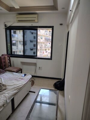 Team Area in 1 BHK Apartment at Mittal Nepean House, Malabar Hill – for Rent
