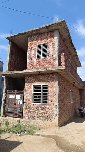  Independent House For Sale in Delta City